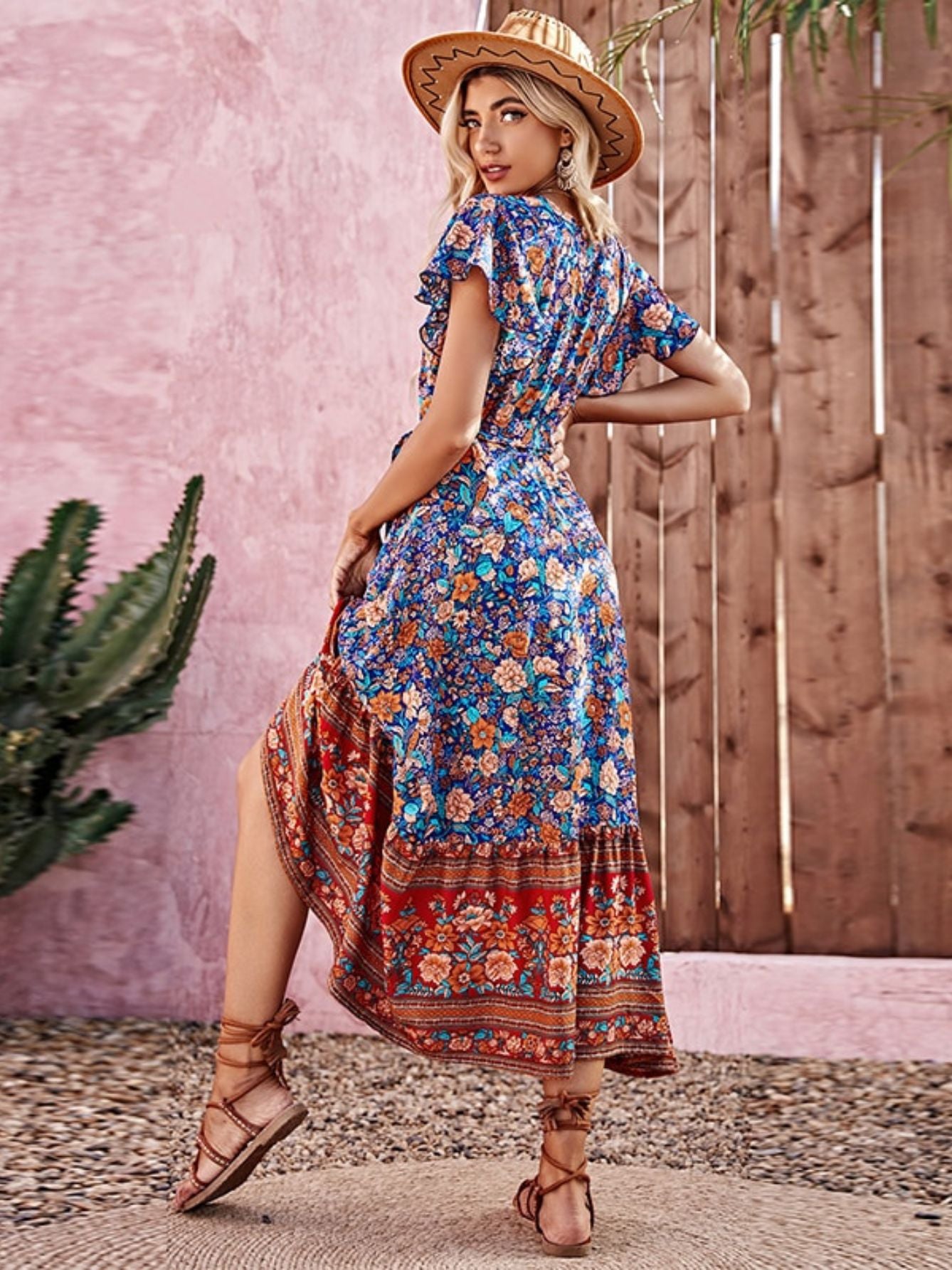 Robe de plage imprimée florale style bohème - Collection Summer Chic de la boutique petites aventures